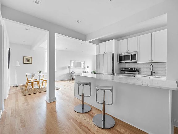 4th image of 225 Park Pl APT 6J