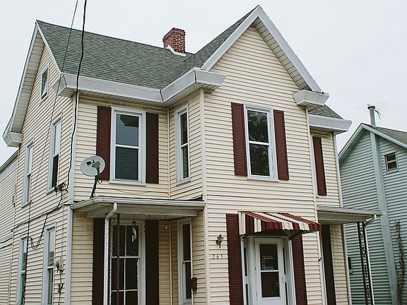 3rd image of 265 E Washington St