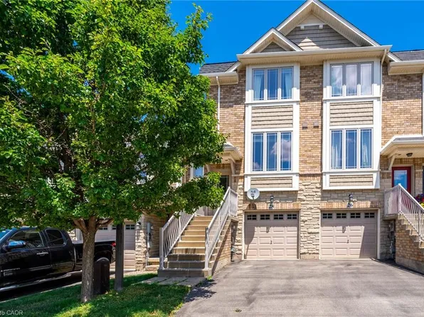 8 Hemlock Way #28, Grimsby, ON L3M 0B5