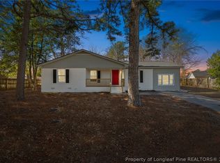 1923 Pumpkin Rd, Fayetteville, NC 28304