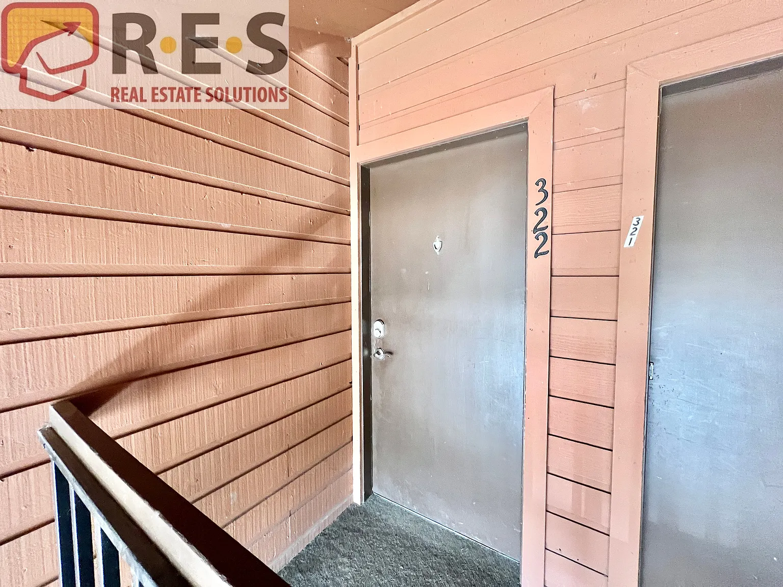 2 bed, 1056 sqft, $1,795 — Photo 2