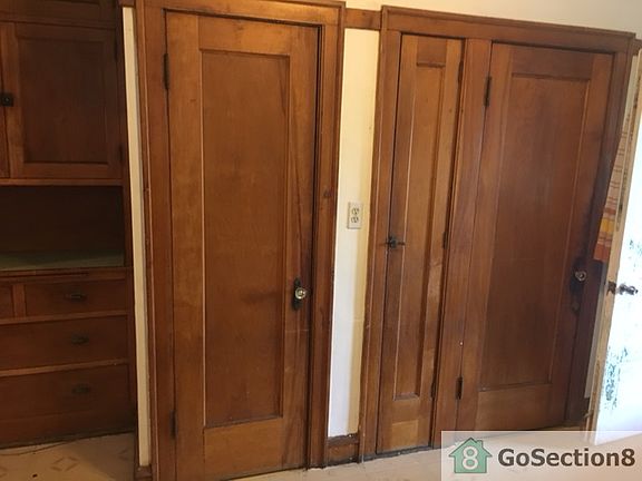 4th image of 8114 S Kingston Ave #2