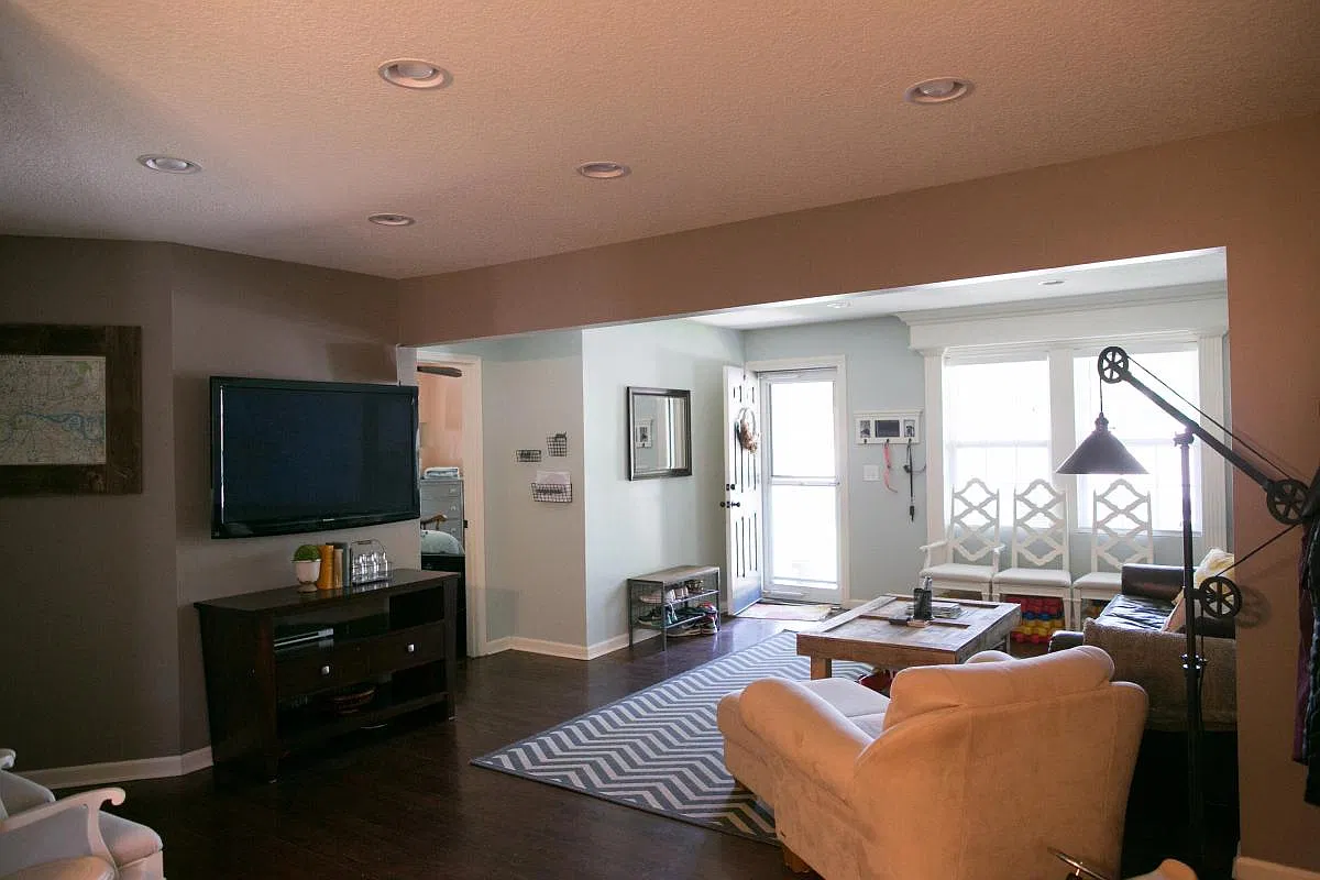 5519 Woodson Road — Photo 4