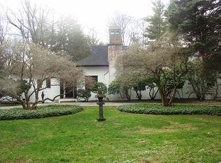 16 Bloomer Rd, Ridgefield, CT 06877