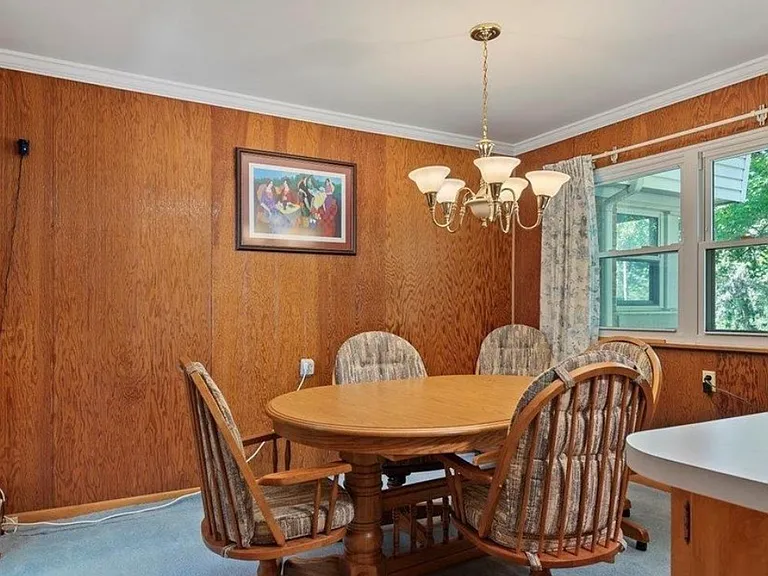 141 Circle Dr — Photo 17