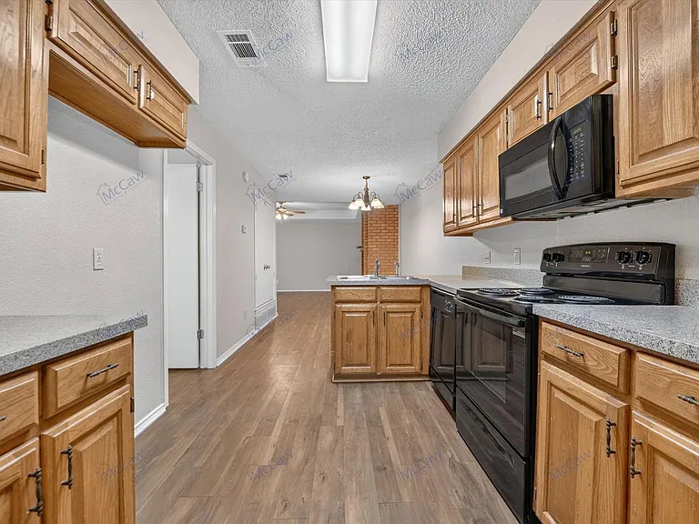 6310 Peggy Dr — Photo 6