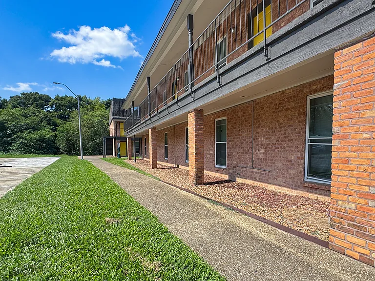 The Vibe Apartments — Photo 12