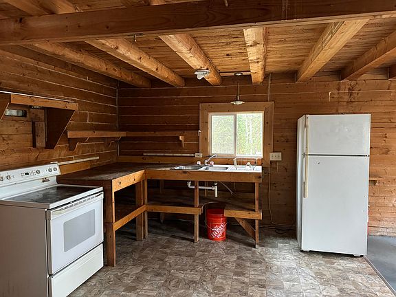 4th image of 1355 Ivory Rd