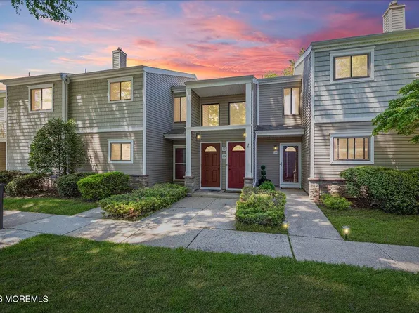 13 Elizabeth Court, Tinton Falls, NJ 07724