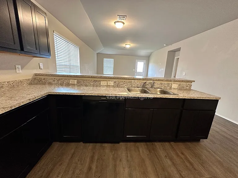 9913 Rattlesnake Ln — Photo 8