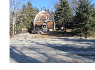 817 Bagaduce Rd, Brooksville, ME 04617