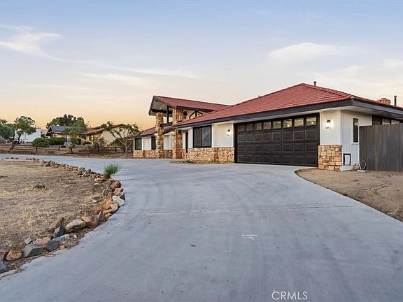 4th image of 19055 Majela Rd