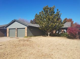 10405 Hollyhead Way, Yukon, OK 73099
