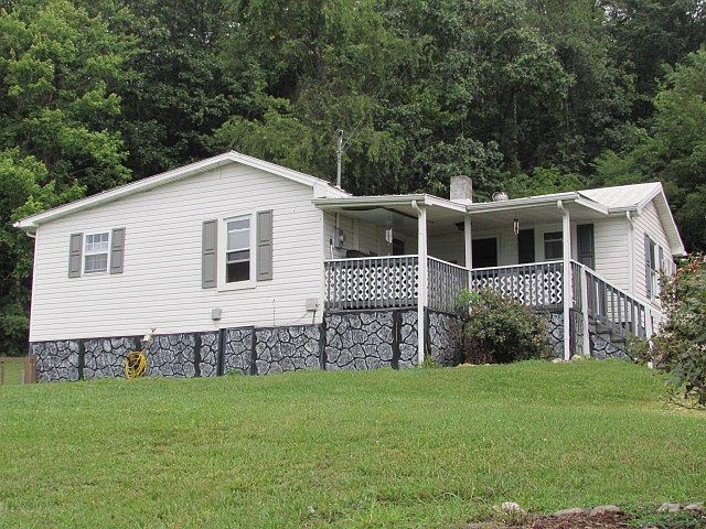 1st image of 176 Kennel Ln