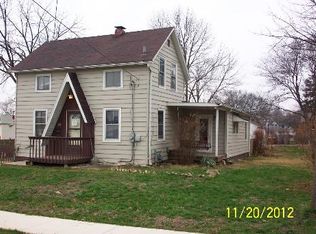 237 Kane St, South Elgin, IL 60177