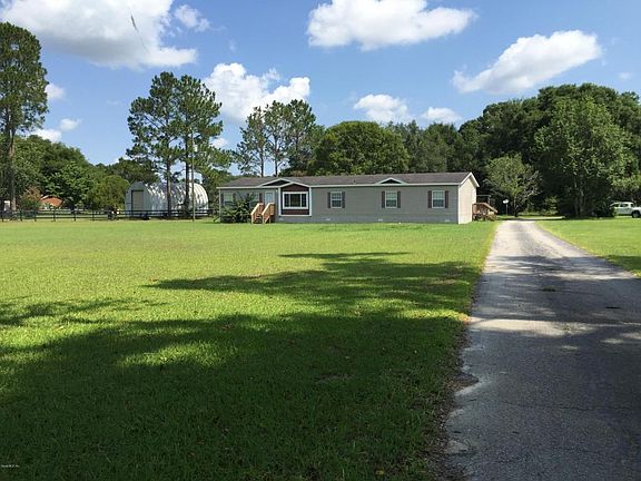 3rd image of 535 NE 155th Street Rd