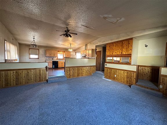 5th image of 2817 Carver Rd