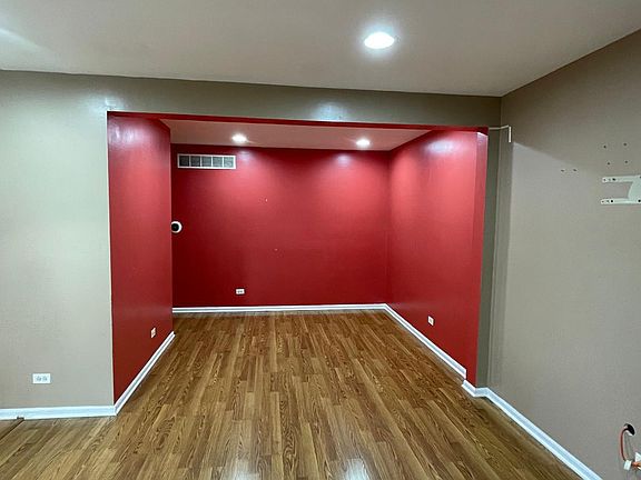 4th image of 1975 Haddam Pl