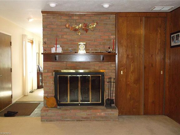 4th image of 453 Cranston Dr