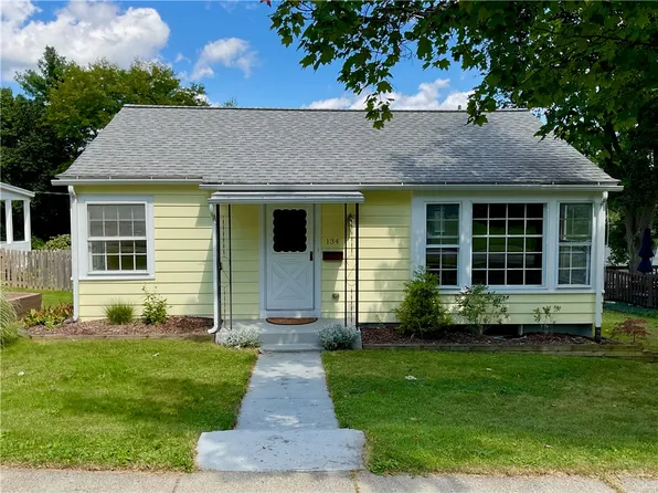 134 Hawthorne Pl, Ithaca, NY 14850