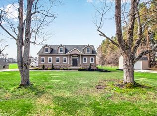 870 Chairfactory Rd, Elma, NY 14059