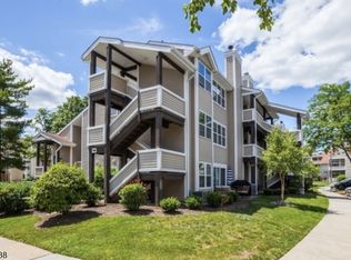 702 Pinehurst Ct Unit 7, Union, NJ 07083