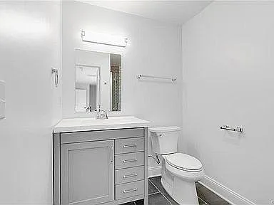 710 Oak Park Ave — Photo 17