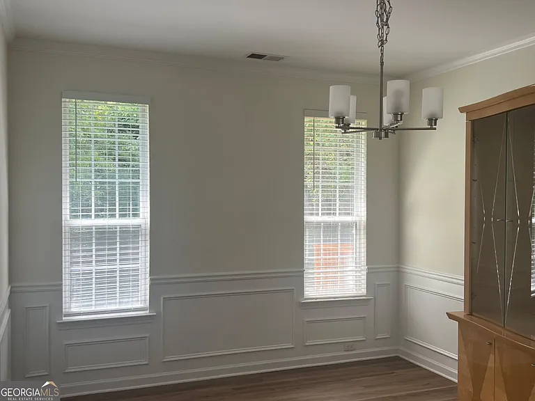 421 Holland Springs Dr — Photo 7