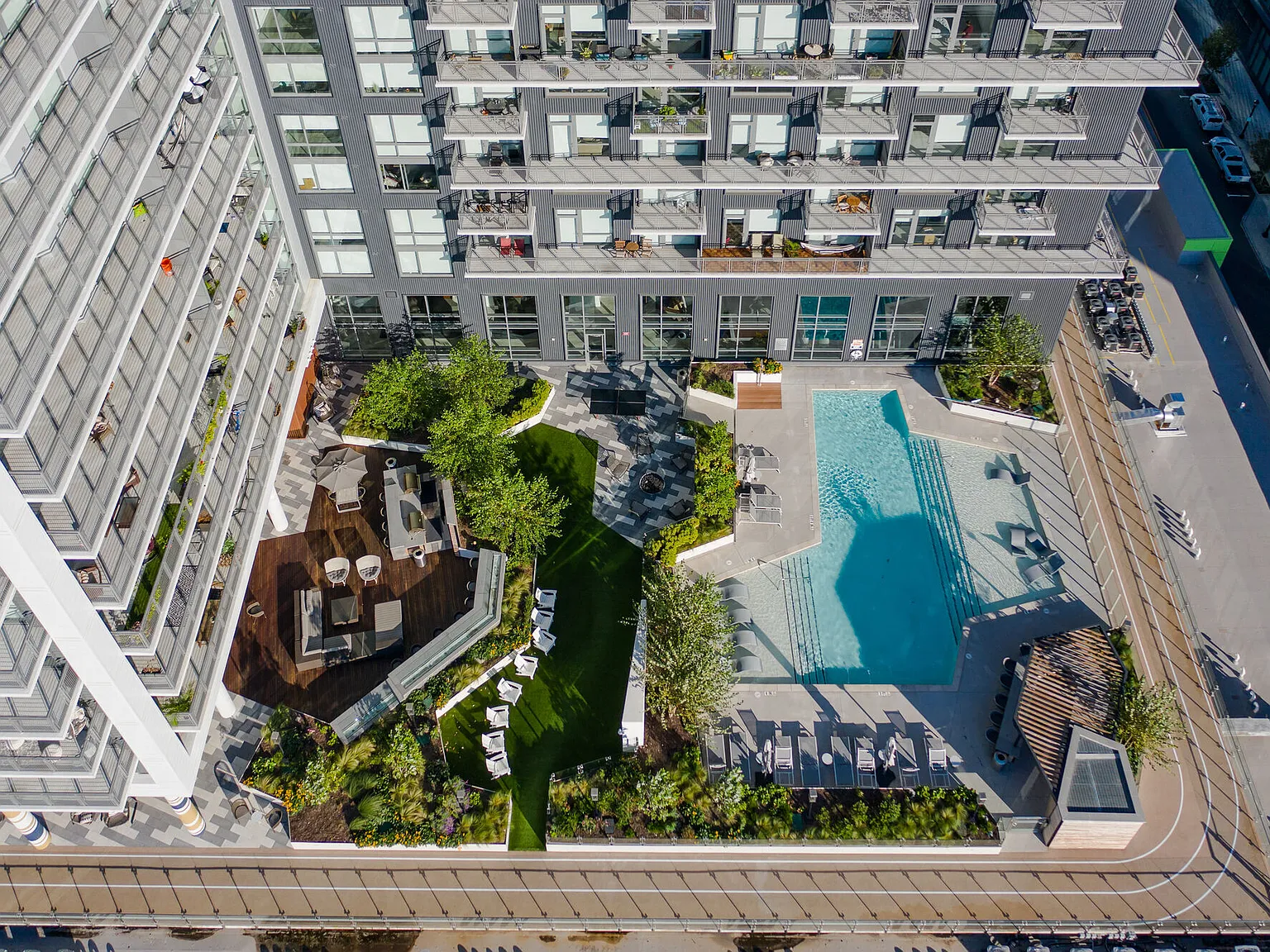 Linea Midtown — Photo 4