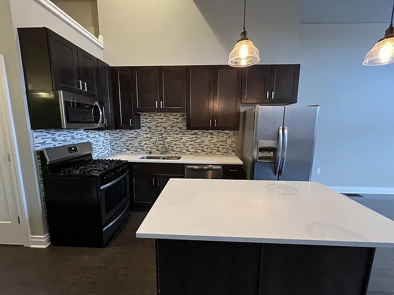 31 Barker St #1 — Photo 17
