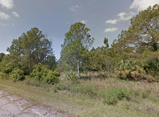 2nd image of Langlais Dr