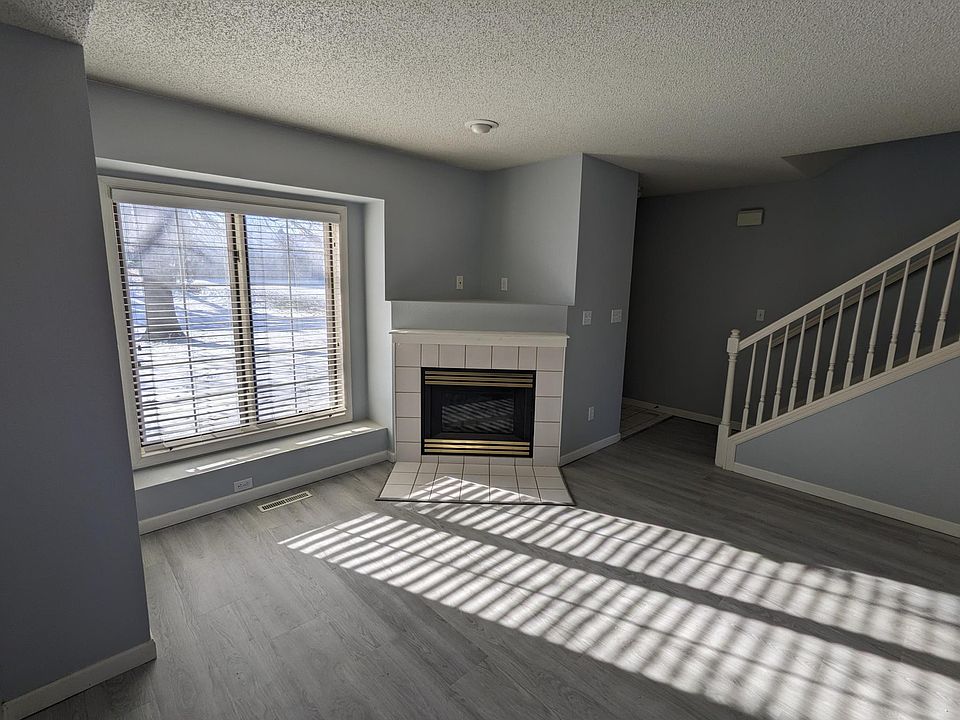 1st image of 1811 Earl Rd