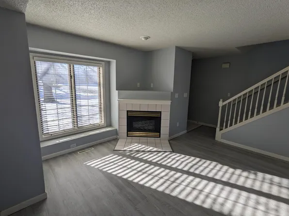 1811 Earl Rd, Iowa City, IA 52246