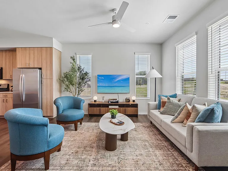 Heyday Aurora — Photo 8