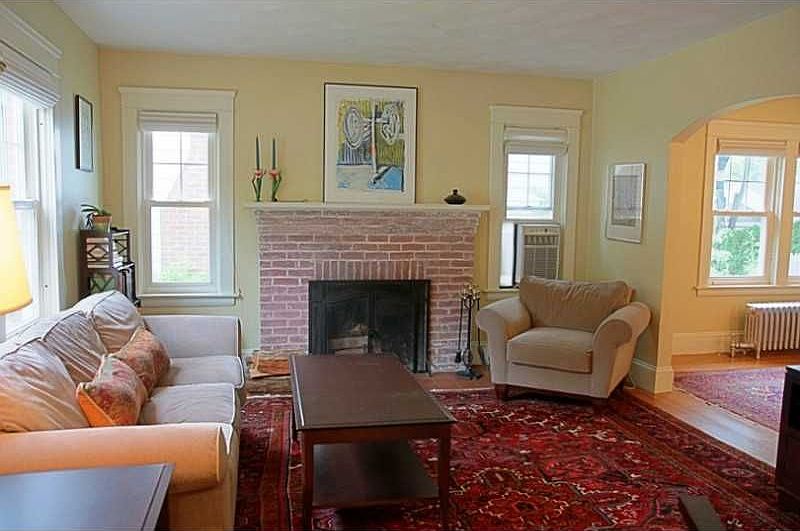 2nd image of 84 Alhambra Cir