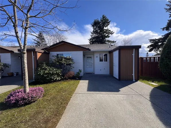 2197 Murrelet Dr #22, Comox, BC V9M 3Y1