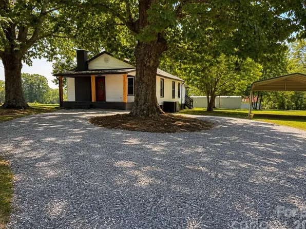 251 Beulah Rd, Statesville, NC 28677