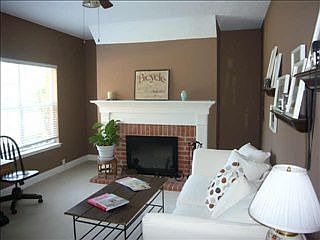 5th image of 7117 Chateau Dr