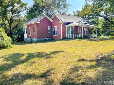 100 E Shawnee St, Bloomfield, MO, 63825