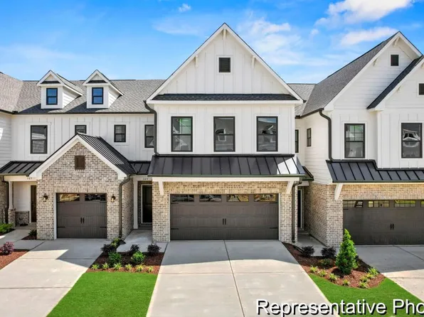 184 N District Ave #266, Clayton, NC 27527