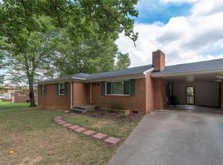 9838 McNeill Rd, Kernersville, NC 27284