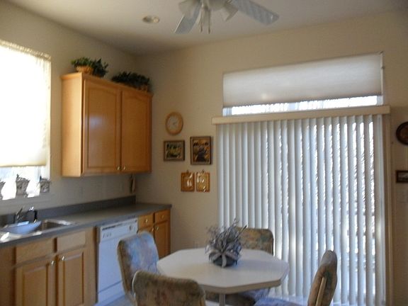 2nd image of 1408 Four Seasons Dr #1408