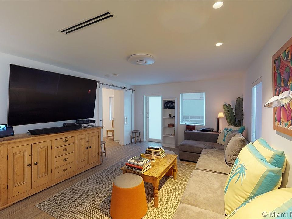 1st image of 1460 Ocean Dr APT 311
