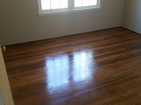 Hardwood in both bedrooms