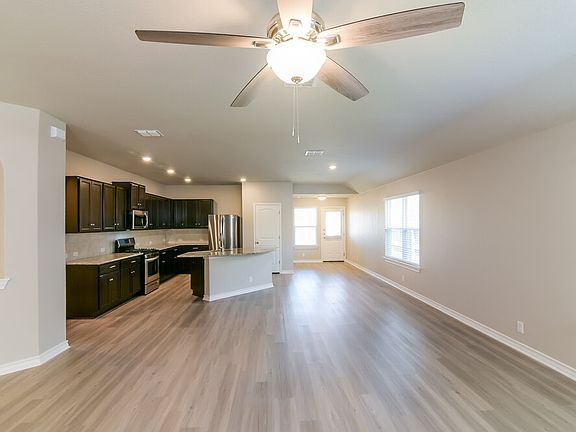 4th image of 9537 Moon Shine