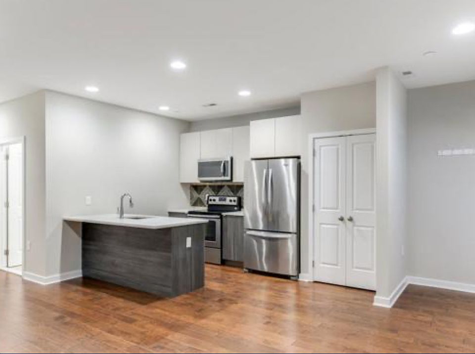 1st image of 1214 N 5th St #24