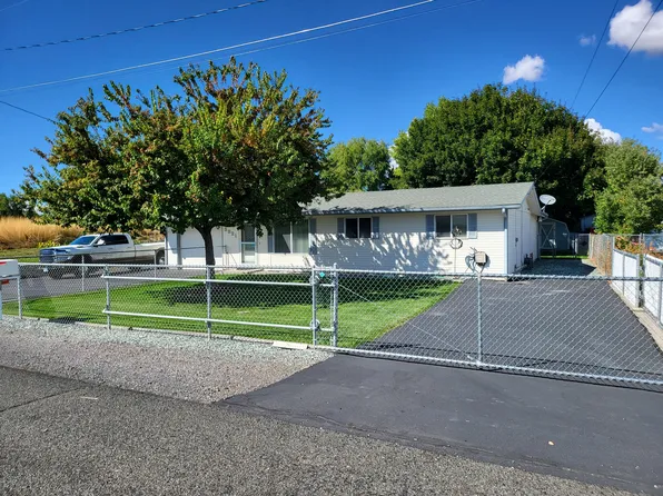 3821 Sturdivant Ave, Klamath Falls, OR 97603