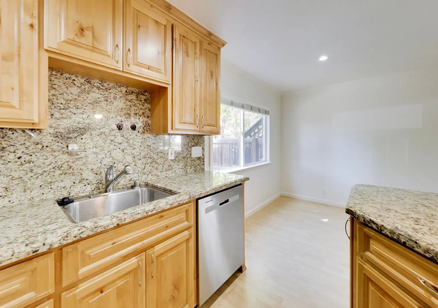 350 Channing Ave — Photo 3