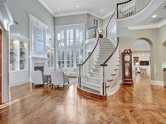 5th image of 1802 Lantana Ct