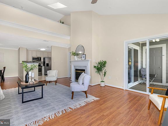 4th image of 20404 Shore Harbour Dr #3M